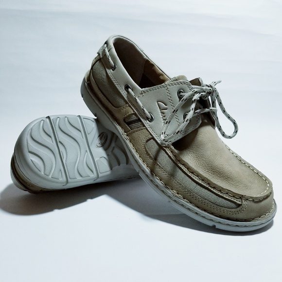 clarks deck boat shoes